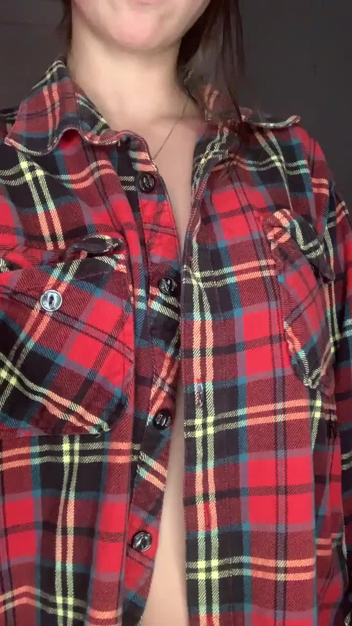 Your favorite lumberjack 😅 - free porn video