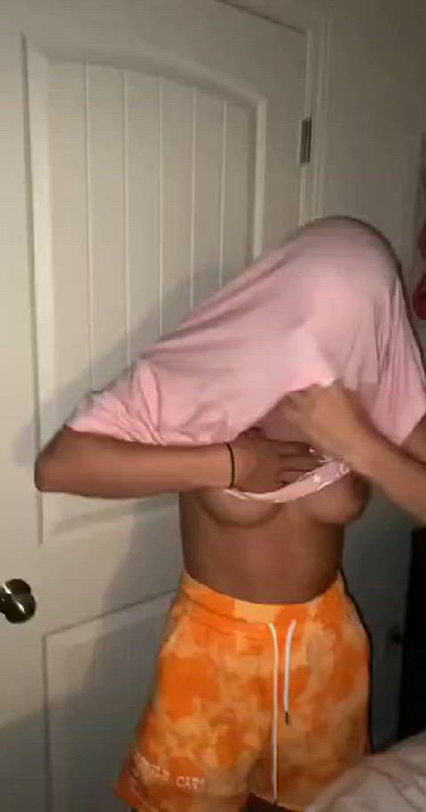Gooning to those tits - free porn video
