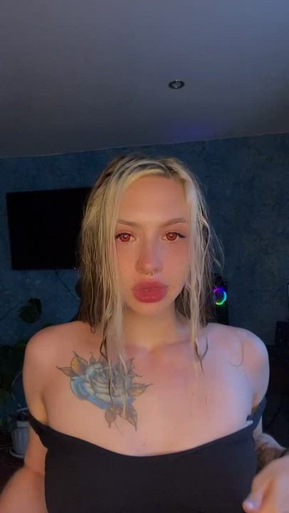 NAUGHTY BITCH🤤🤤🍑🍈⚡👇🏻 - free porn video