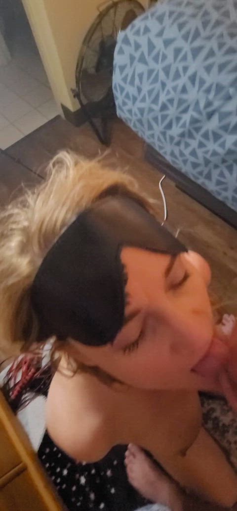 Give me all your cum 🤤. I love being an obedient cumslut - free porn video