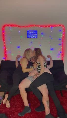 Dans casting couch with local Milfs - free porn video