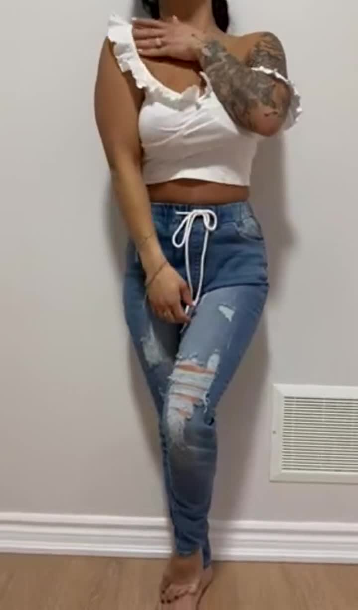 Pick me up and use me against the wall. - free porn video