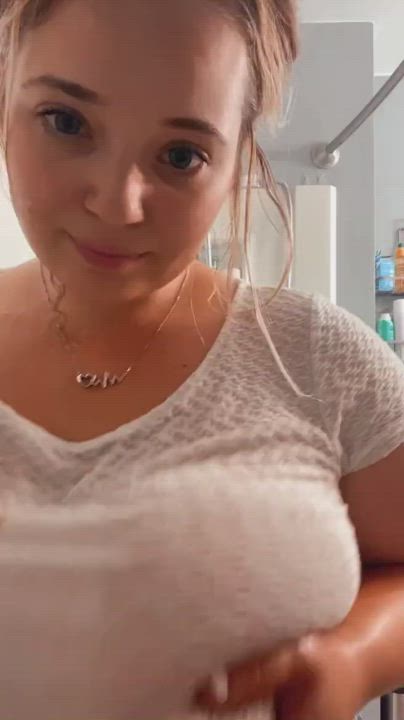I have to know who this is! - free porn video