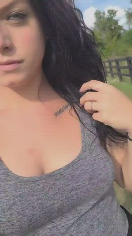 The time I flashed my neighbor. I wonder if he told his wife? - free porn video