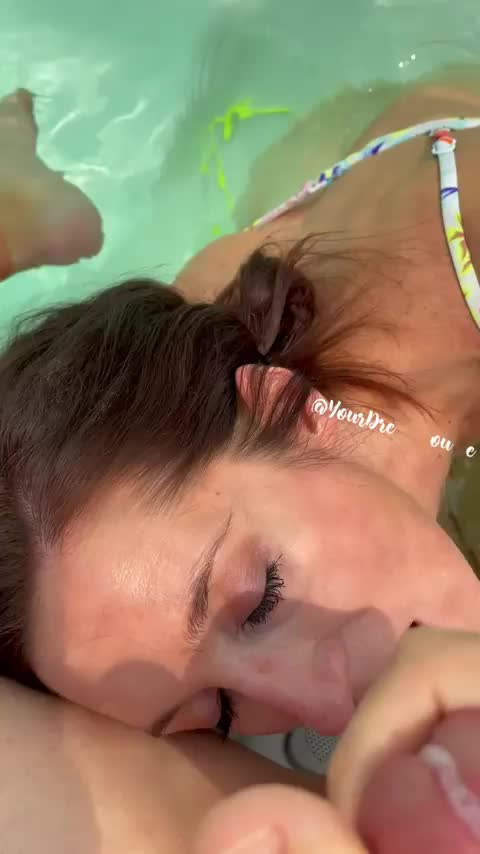 Slo mo to the right eye 😜 - free porn video