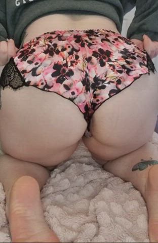 do I really need to post a caption to get your attention or is this photo enough - free porn video