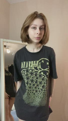 What do you think of my outfit? :) - free porn video