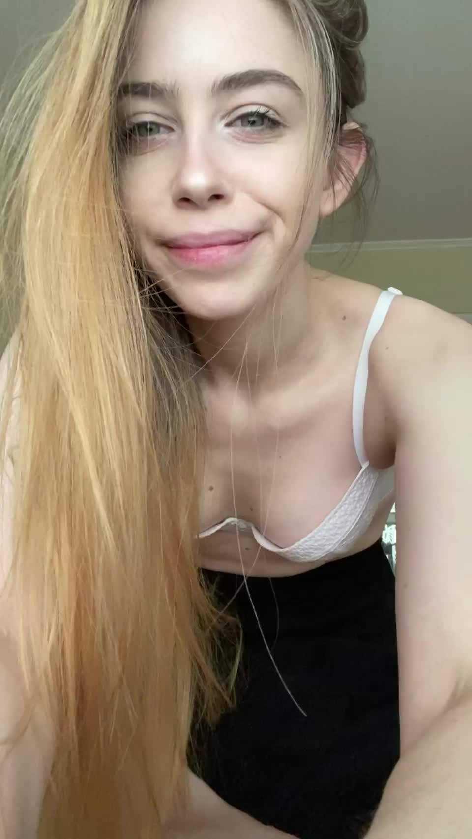 Daddy, come under my skirt - free porn video
