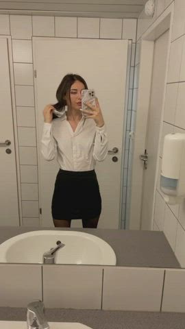 I'm little but i think we can make it work right? - free porn video
