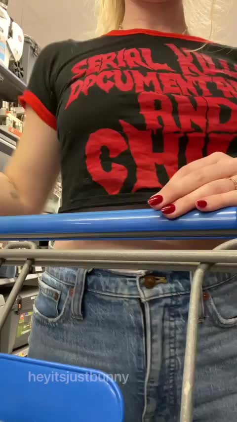 Just your average trip to the grocery store [gif] - free porn video