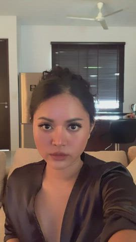 Is there any chance that you'd fuck a thick Asian like me ? - free porn video