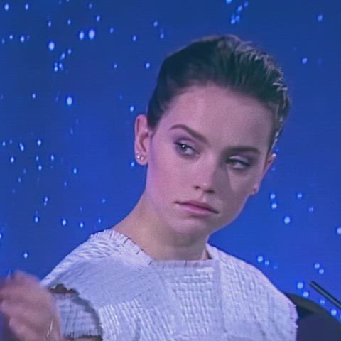 Daisy Ridley winking - free porn video