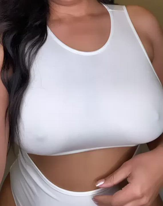 Soft brown curves - free porn video