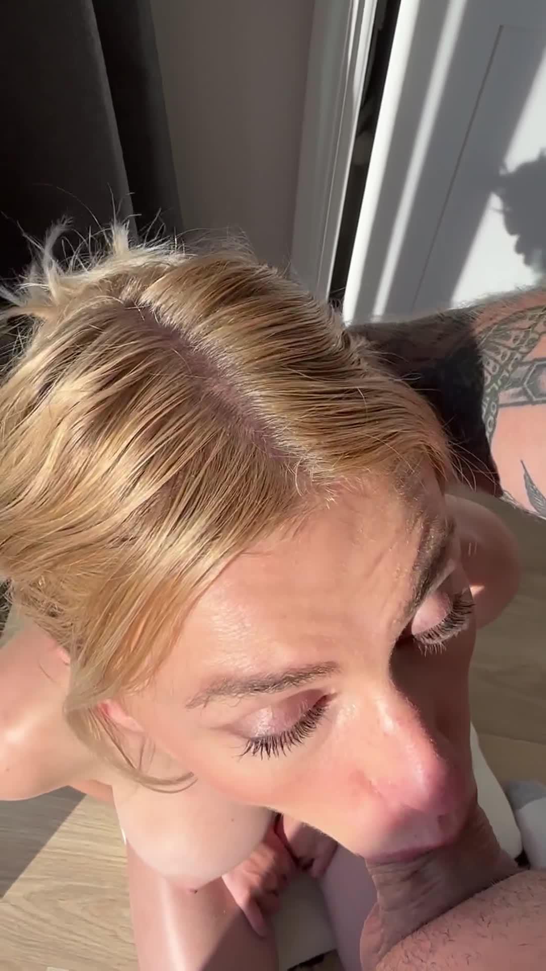 I know you wanna feel my throat  - free porn video
