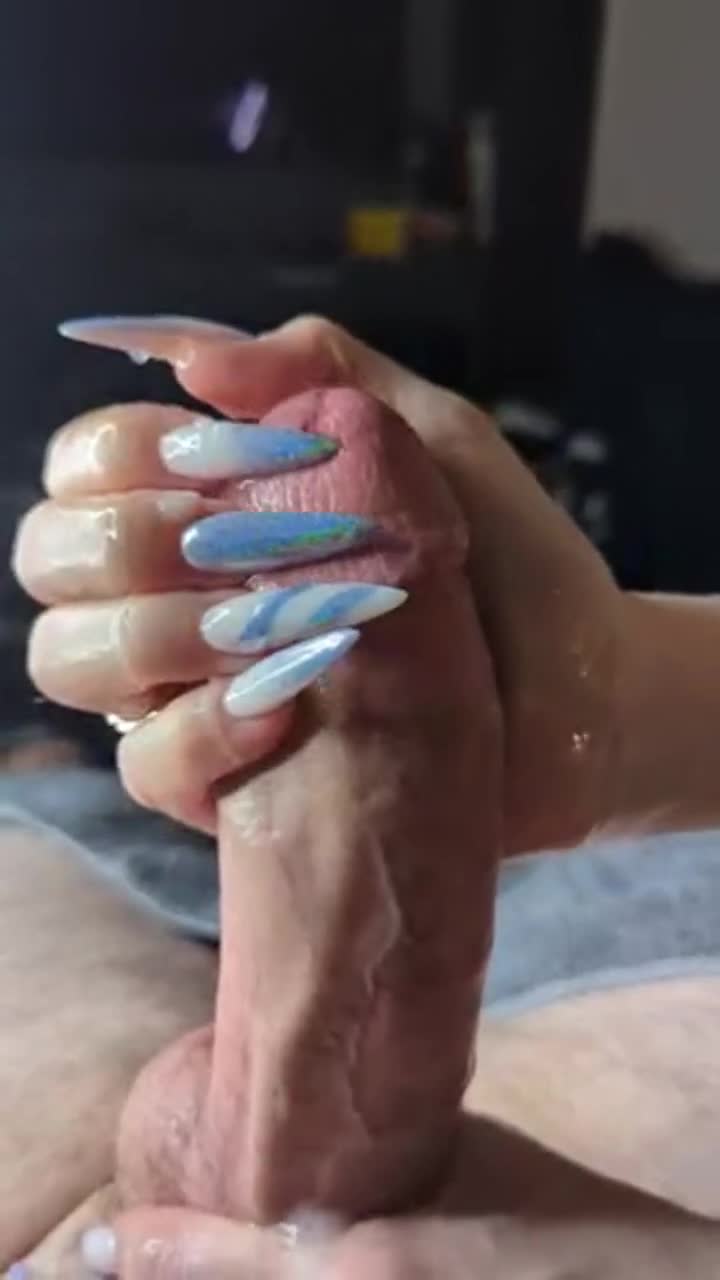 I edged his hot load all over my hands 💦💅 - free porn video