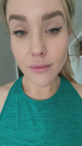 Here’s your coffee & a daily dose of my bouncing tits - free porn video