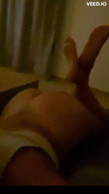 Feet or my tiny thong? 👅 - free porn video