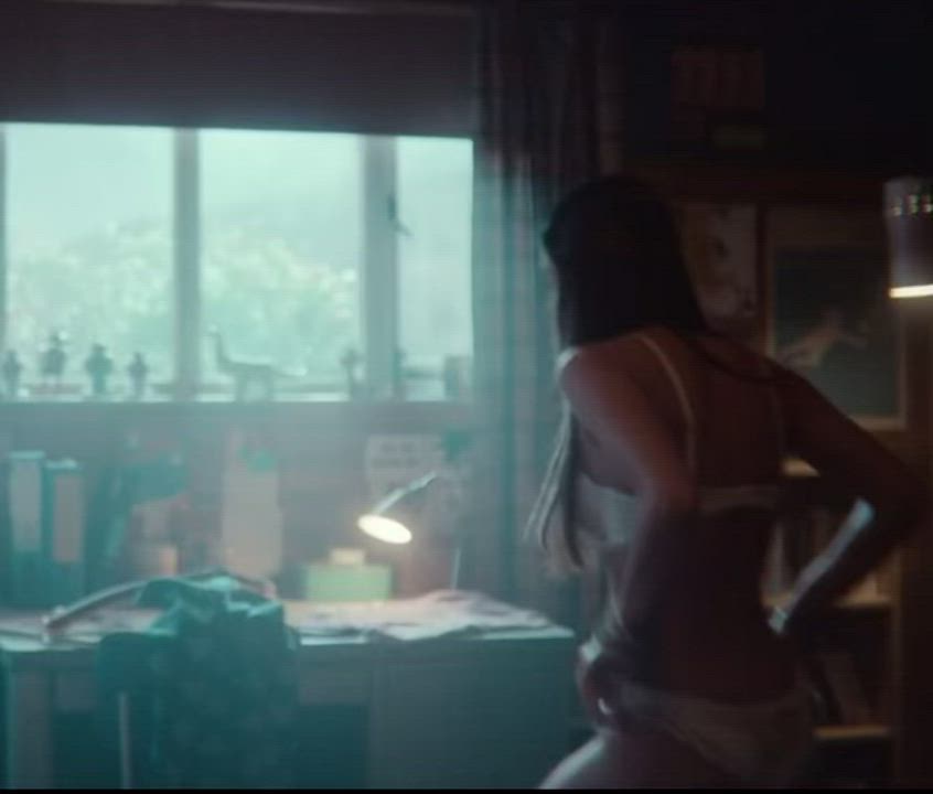 Mimi keene (Ruby from sex education) looks so sexy - free porn video