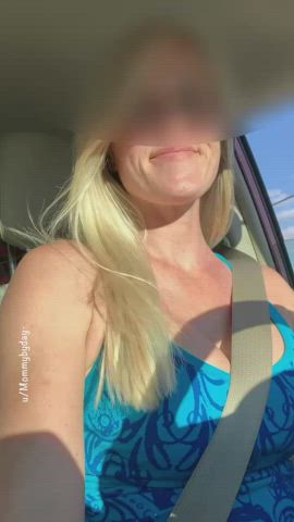 Suns out tits out [GIF]! - free porn video