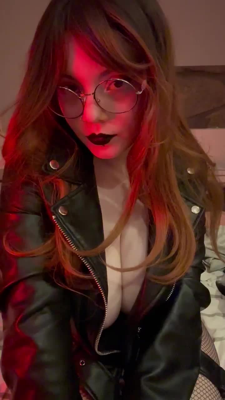 Are you hypnotized by them? - free porn video