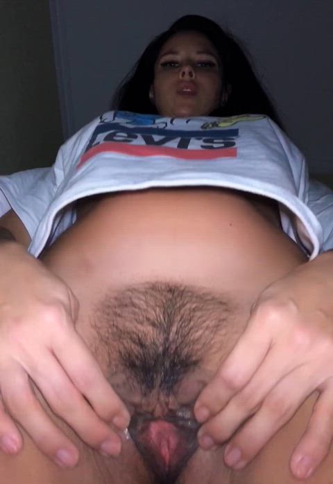Can you stretch out my wet little pussy babe? - free porn video