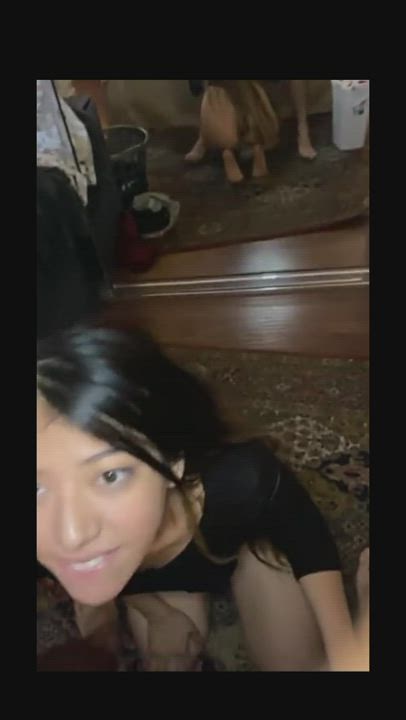 Hot cum on her young face - free porn video