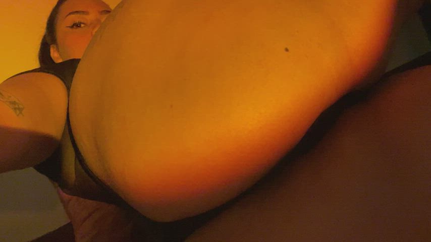 My ass deserves to be filled! - free porn video