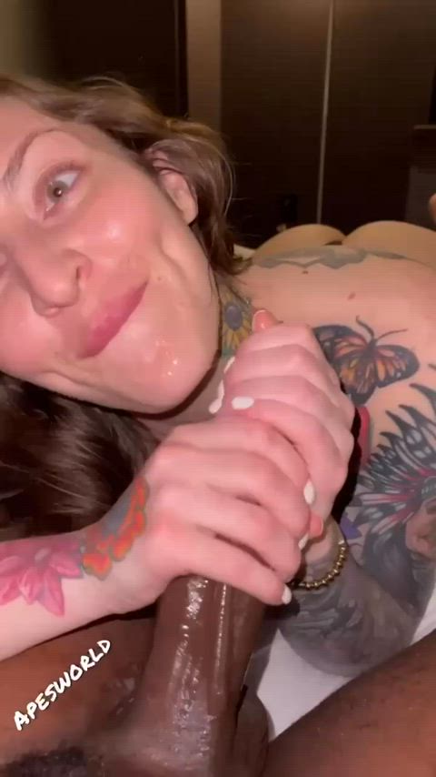 Eye contact 😋 - free porn video