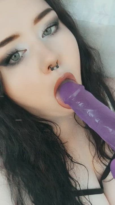 Do you like my eyes? 🤍 - free porn video