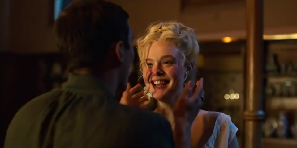 Elle Fanning's topless sex scene - free porn video