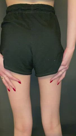 My ass is so petite…what would you like to do with it? - free porn video