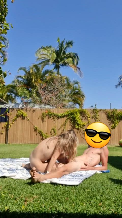 The neighbour Milf - free porn video