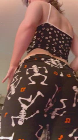 Is this the Peach that James was talking about? - free porn video