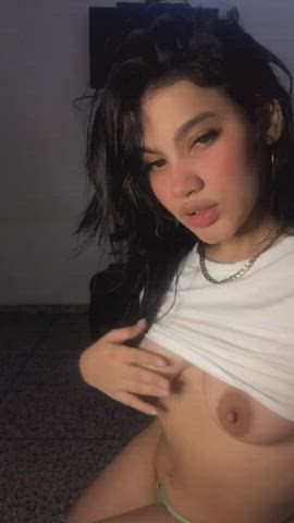 cI'm dreaming about you squizing my boobs - free porn video