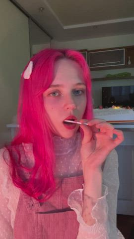 Daddy I'm tired of practicing on lollipops - free porn video