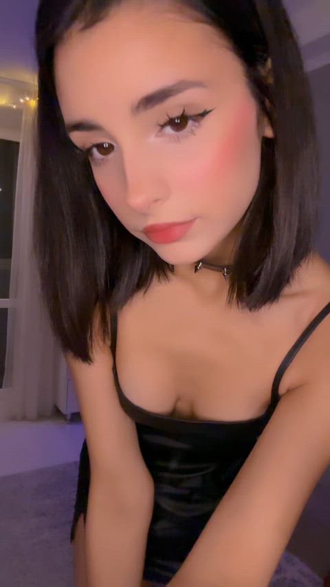 Hot stuff is what I love to do when I'm horny and wanna catch your attention - free porn video