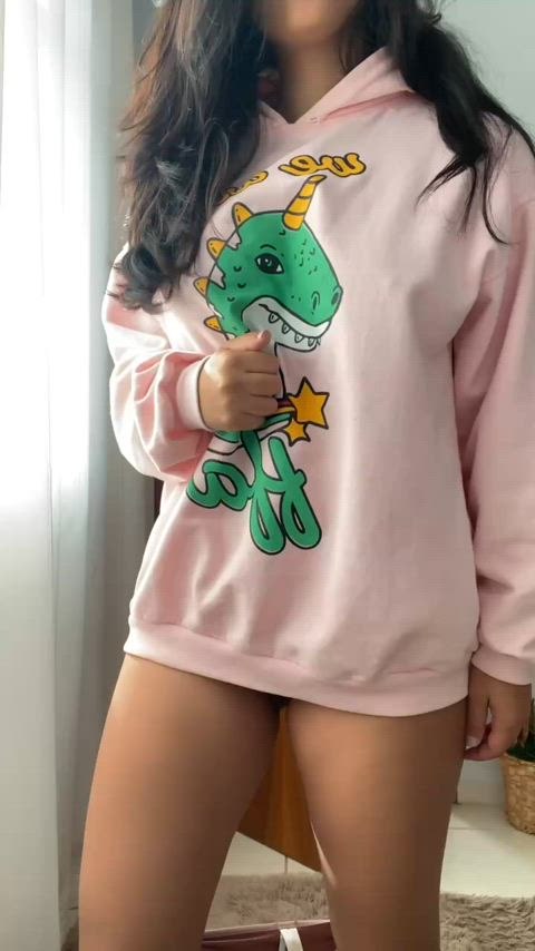 I think that I look better without my clothes so I made them disappear - free porn video