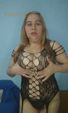 This MILF is ready to have fun Pic vid custom?? sext?? video call?? femdom?? and more?? [Selling] My Snapchat mistress_sun - free porn video