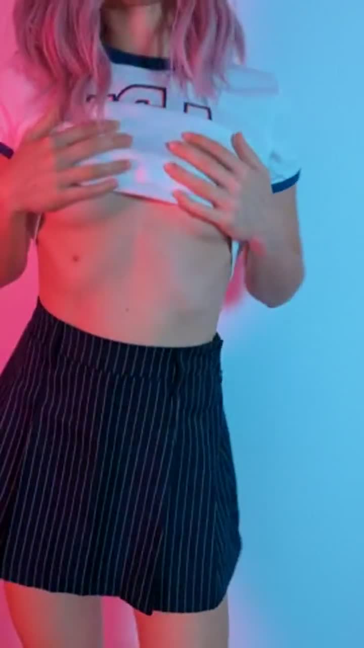 Pinch My Fat Nipples Largest In The World - free porn video