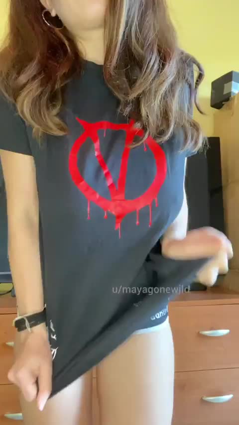 bra is not necessary - free porn video