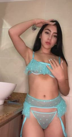 I volunteer to be the perfect toy - free porn video
