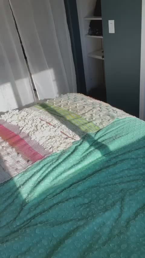 hi! I’m your new favorite pale girl, nice to meet you - free porn video