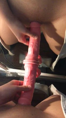 Porn!Does this fat and juicy vagina turn you on? rub me your fucking hard - free porn video