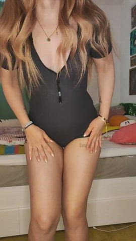 It reminds me of my catwoman outfit! But thats reserved for my private fans... - free porn video