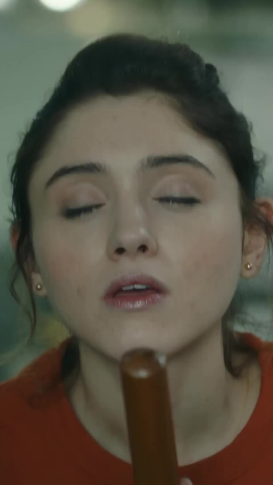 Natalia Dyer - free porn video
