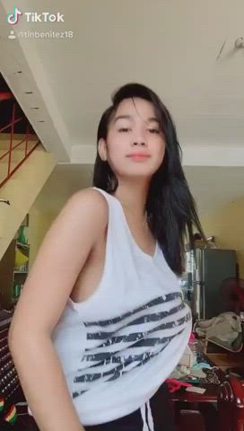 I fell in love with her smile and then I saw her breasts - free porn video