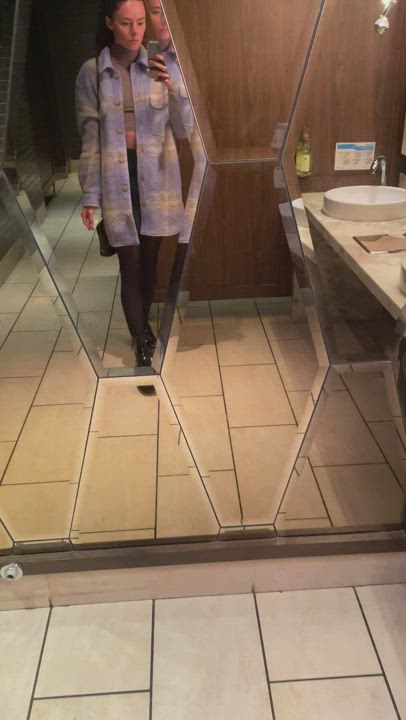 Sunday brunch date 😘 [gif] - free porn video