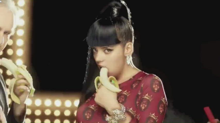 Lily Allen - free porn video