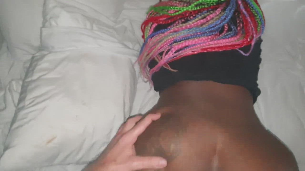 Ebony BBW gwtting her big ass fucked and jizzed - free porn video
