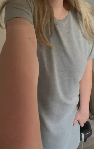 Check out that Titty drop and jiggle heheehe - free porn video